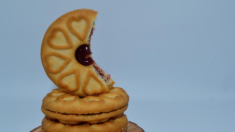 Jammie Dodger biscuits