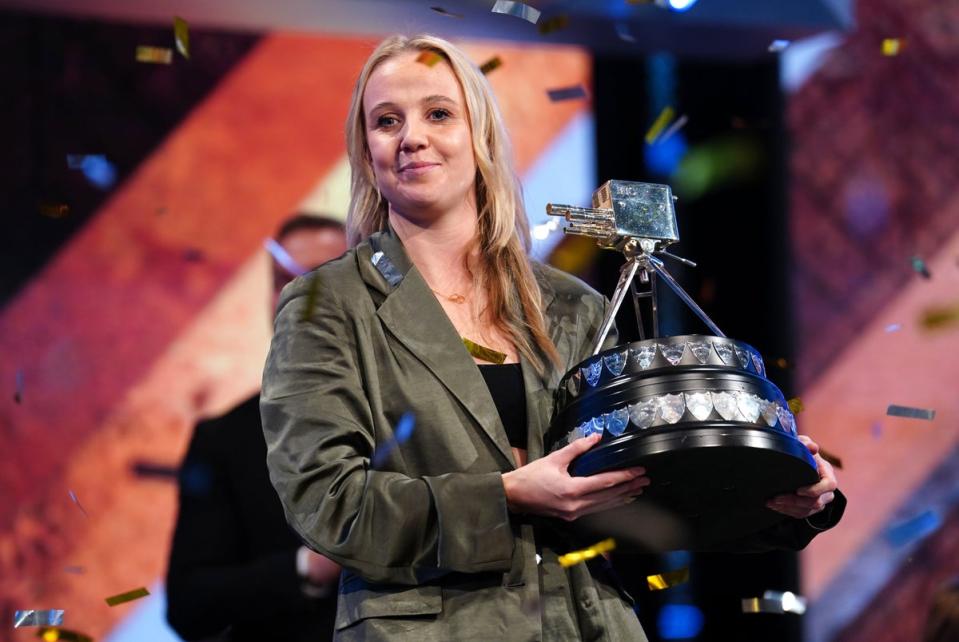 Beth Mead poses with The BBC Sports Personality of the Year Award (PA)