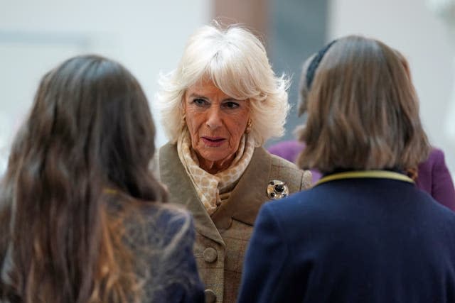 Royal visit to Aberdeen Art Gallery