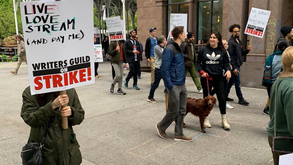 Pickets near the WGA meeting site in New York City