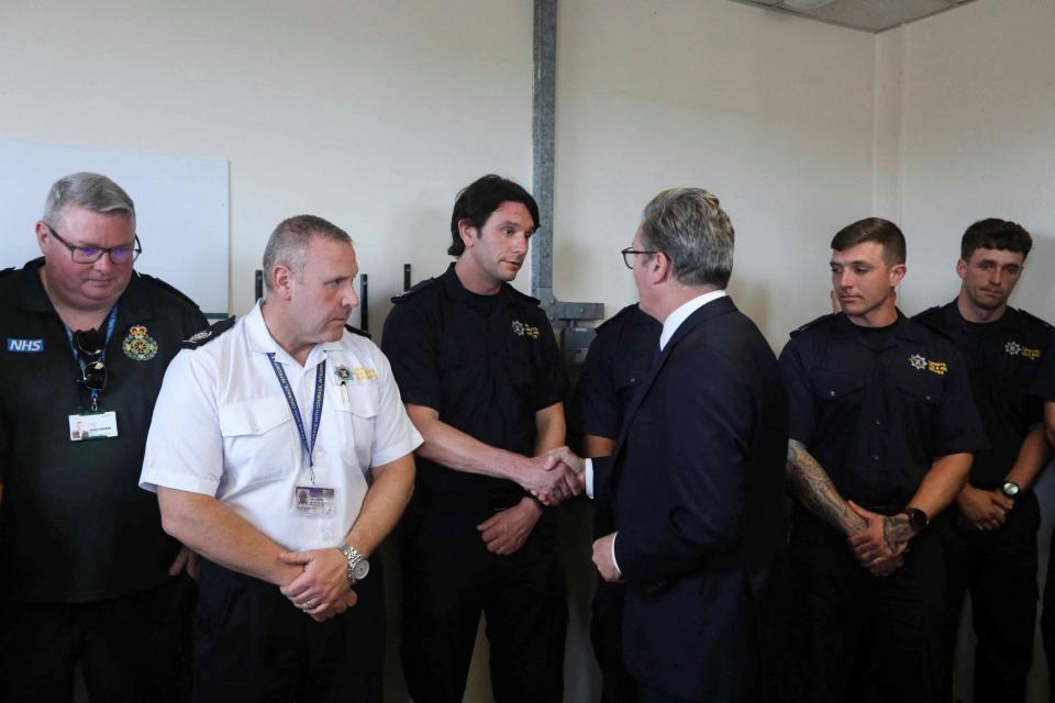 Keir Starmer meets with emergency personnel