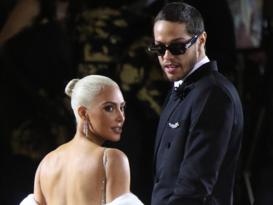 Kim Kardashian und Pete Davidson gehen wieder getrennte Wege. (Bild: imago/MediaPunch)