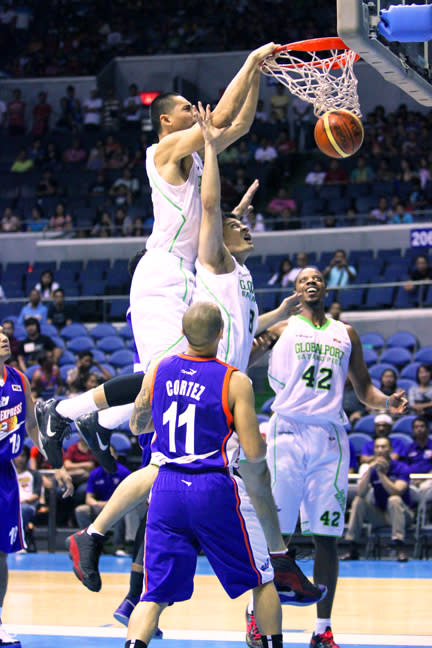 Japeth Aguilar with a slam. (PBA Images)