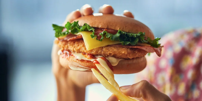 Junk food, Food, Fast food, Hamburger, Buffalo burger, Cheeseburger, Dish, Veggie burger, Cuisine, Original chicken sandwich, 