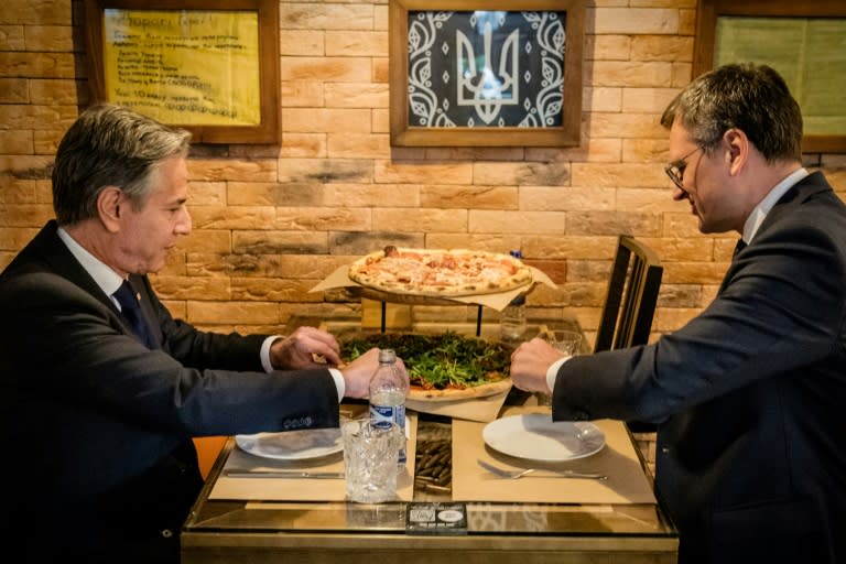 Antony Blinken and Dmytro Kuleba split a meat and a vegetarian pizza at the eatery (Handout)