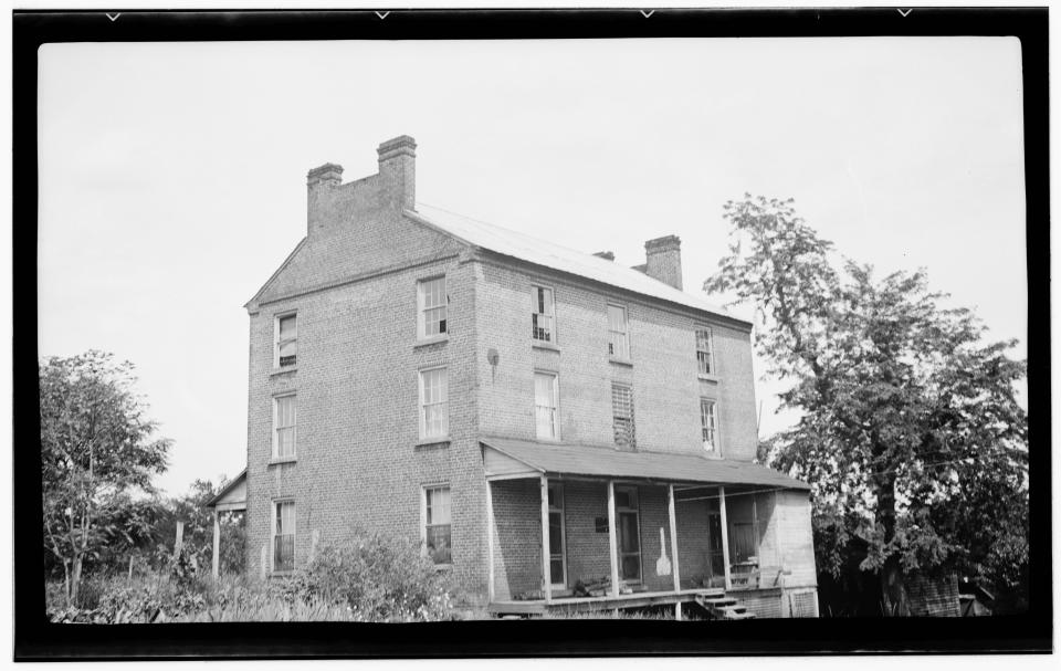 Old Polk County Jail on Walker Street in Columbus, North Carolina, c1937 (Courtesy of Historic American Buildings Survey, Library of Congress, Archie A. Biggs, Photographer)