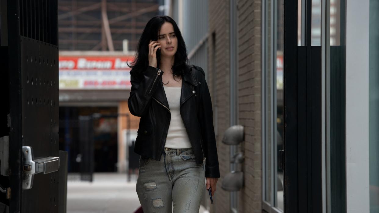  Charlie Cox in Daredevil and Krysten Ritter in Jessica Jones. 