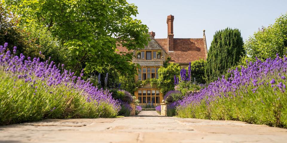 1) Belmond Le Manoir Aux Quat'Saisons, Oxfordshire