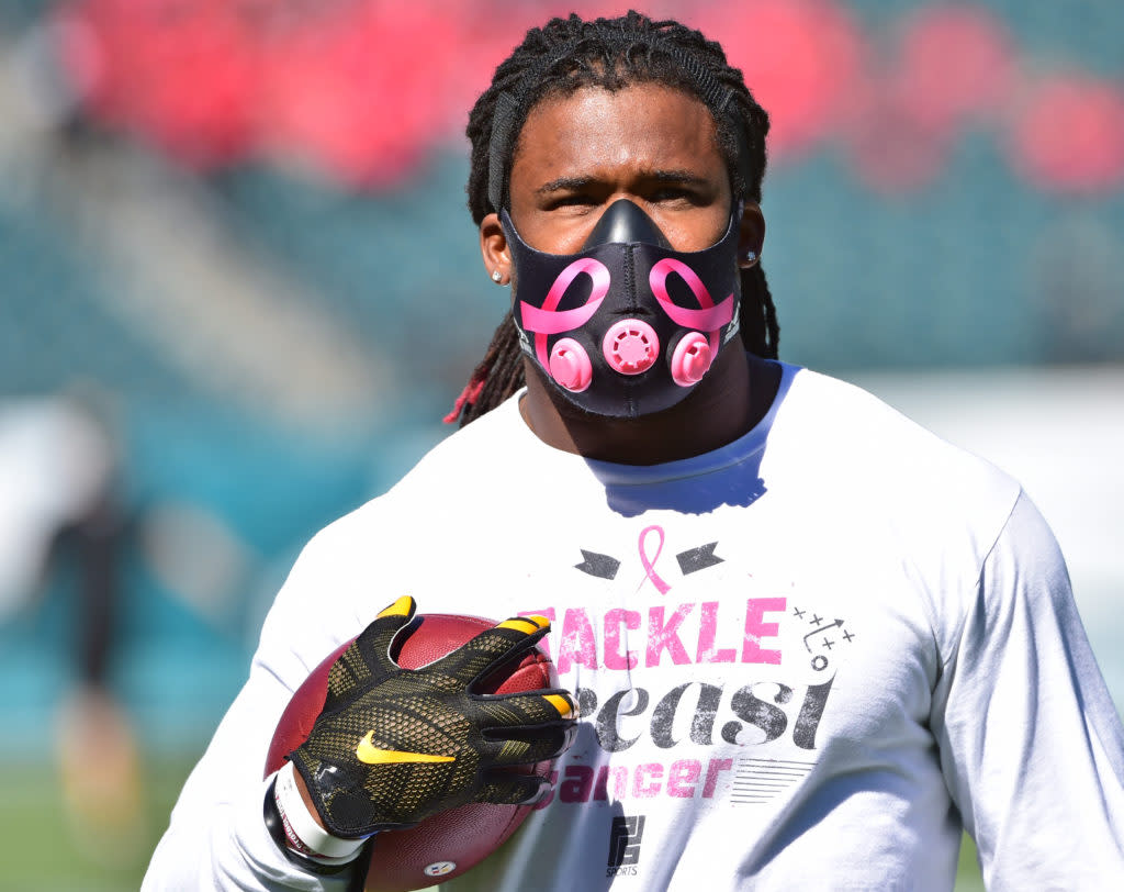 Steelers RB DeAngelo Williams Wants You to Wear Pink