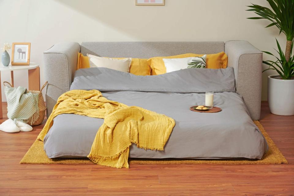 <p><a href="https://www.cushiehome.com/products/sleeper-sofa-2-01" rel="nofollow noopener" target="_blank" data-ylk="slk:Shop Now;elm:context_link;itc:0;sec:content-canvas" class="link ">Shop Now</a></p><p>Cushie Queen Sleeper Sofa</p><p>Cushie</p><p>$1699.00</p><span class="copyright">Cushie</span>