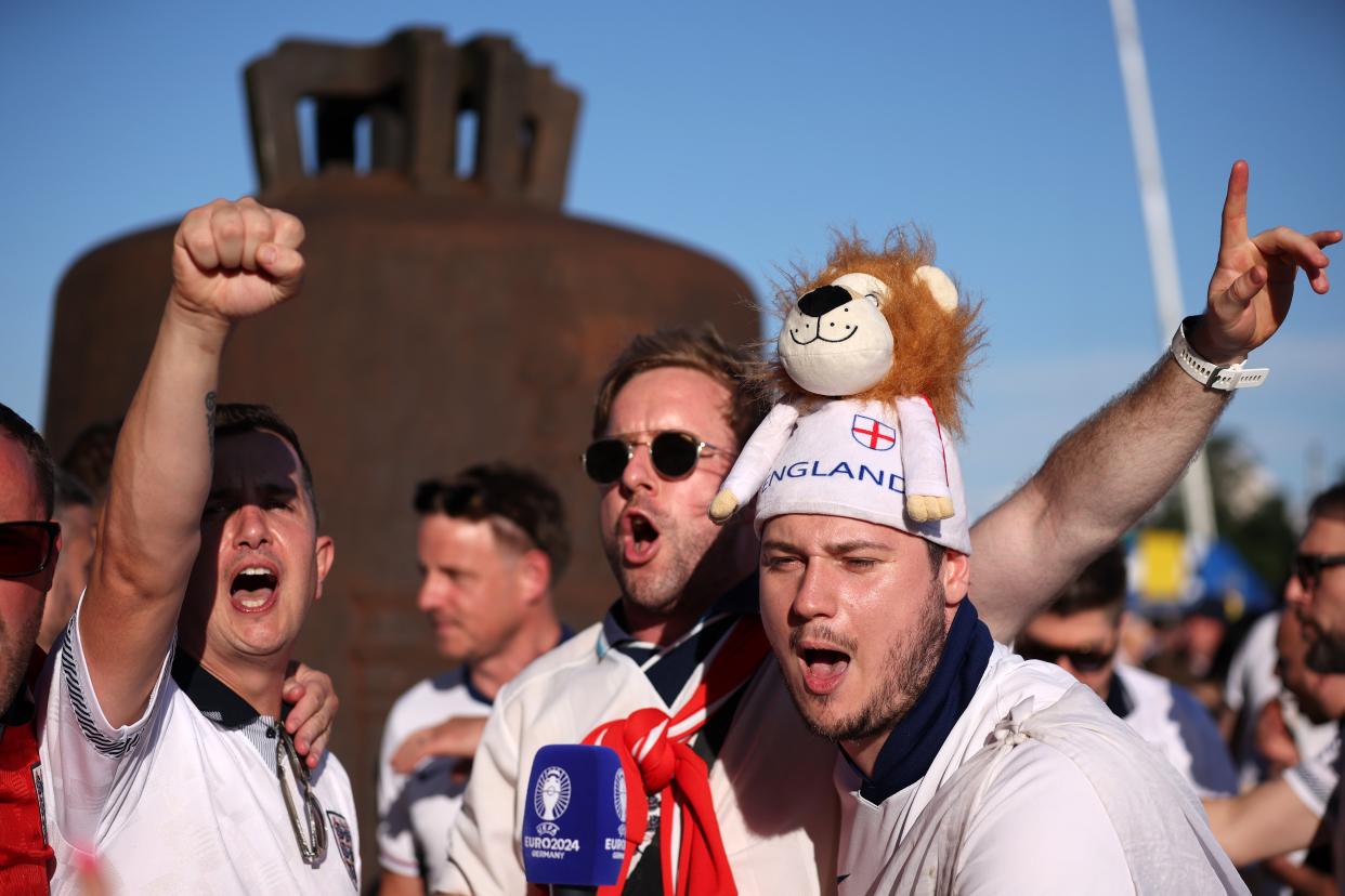 England fans gear up outside the stadium (Getty Images)