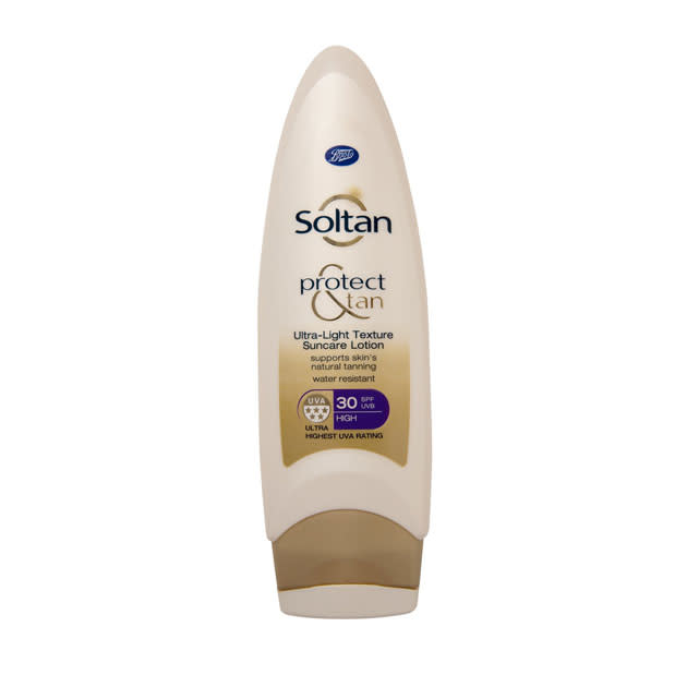 Soltan Protect & Tan Ultra-Light Texture Suncare Spray SPF30 - £13.99 – Boots.com