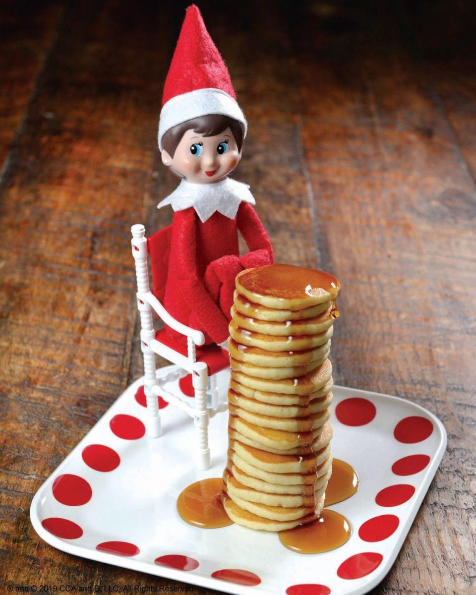 20) Elf on the Shelf Pancake Idea