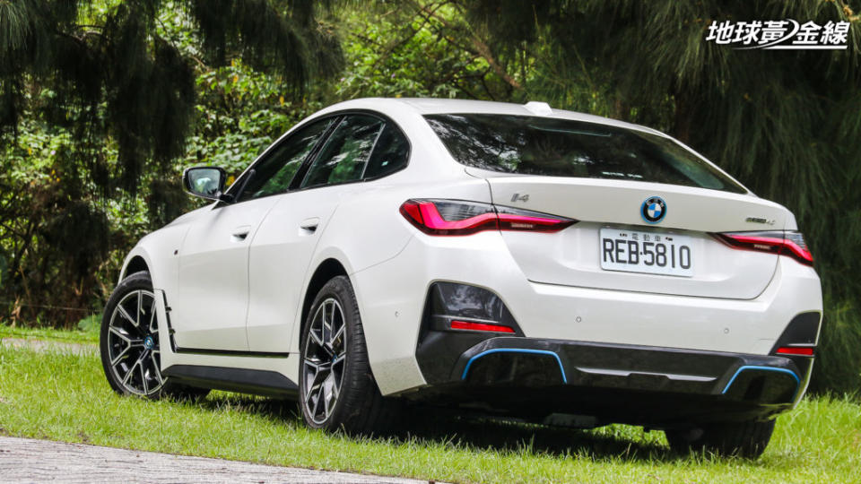 BMW為i4賦予銜接電動時代的橋樑角色。(攝影/ 陳奕宏)