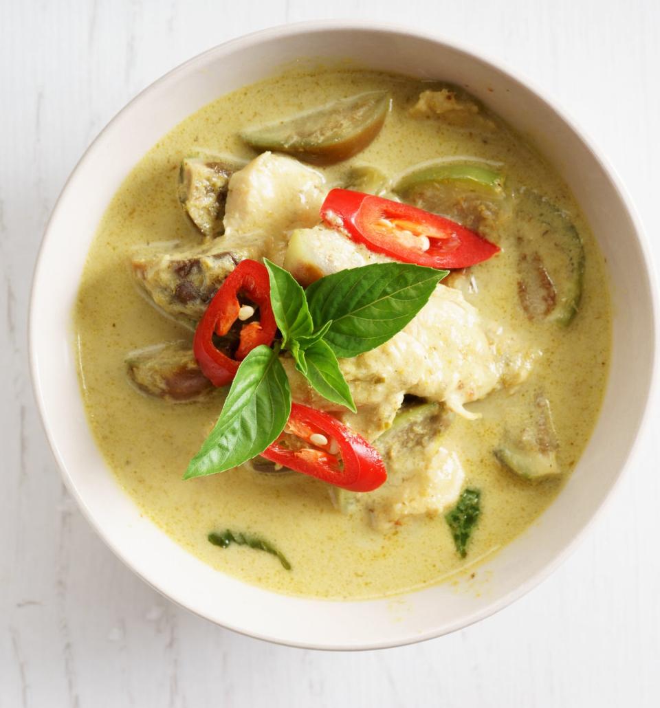 A bowl of Thai green curry