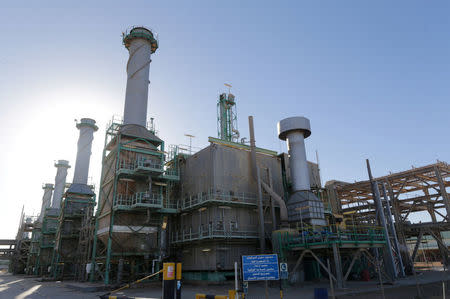 FILE PHOTO: Pipelines are seen at the industrial zone at the oil port of Ras Lanuf, Libya January 11, 2017. REUTERS/Esam Omran Al-Fetori/File Photo