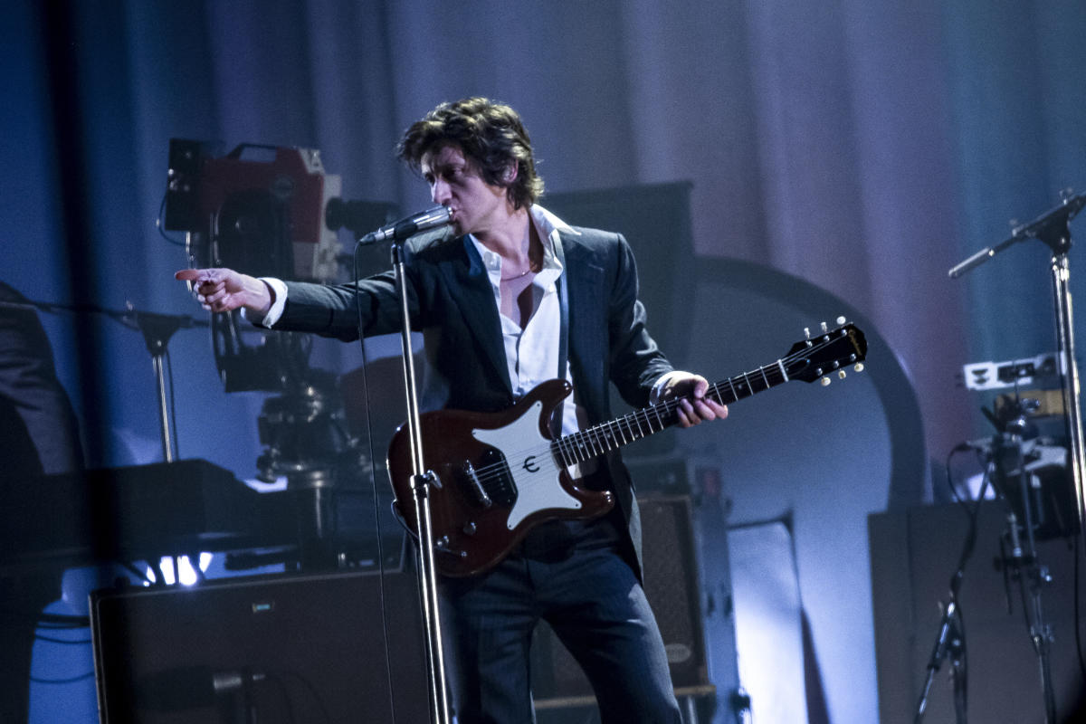 Arctic Monkeys singer beset by Richard Hammond comparisons