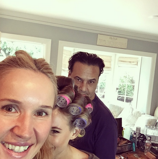 Though you can barely see her, a glam squad posted a majorly sneak peek behind the scenes picture of Behati Prinsloo, who accompanied her husband, Adam Levine, a presenter at the Golden Globes. @monikablundermakeup/Instagram