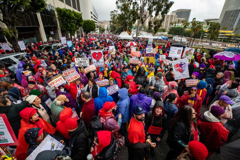 LOS ANGELES, CA - MARCH 21: LAUSD employees rally on the first day of three day strike in front of LAUSD Headquarters on Tuesday, March 21, 2023 in Los Angeles, CA. (Irfan Khan / Los Angeles Times)