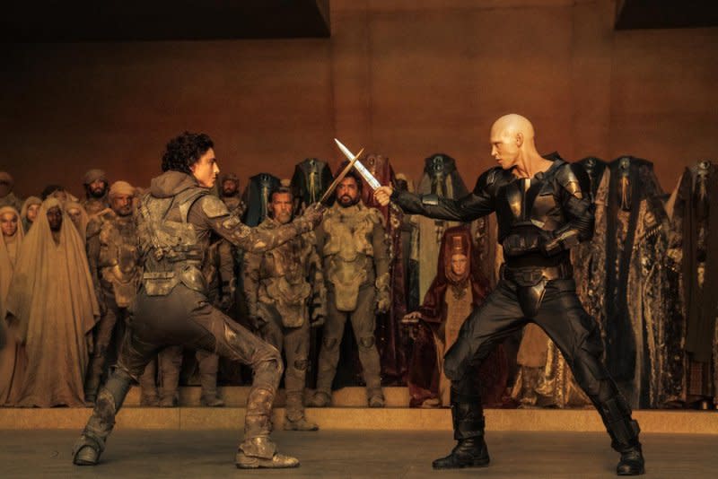 Paul (Timothée Chalamet, L) faces off against Feyd-Rautha (Austin Butler, R). Photo courtesy of Warner Bros. Pictures