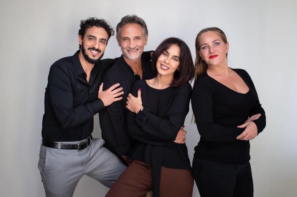 Elenco de la obra: Luciano Cortés, Pablo Cunqueiro, Carmen Tinoco y Victoria Murtagh.