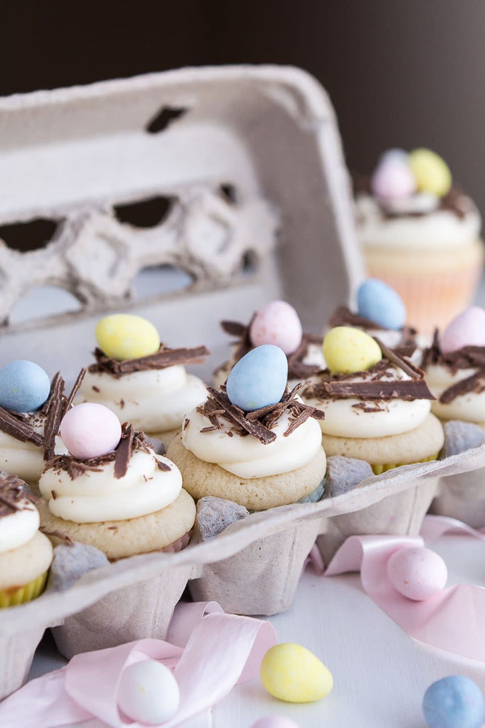 white chocolate easter egg cupcakes
