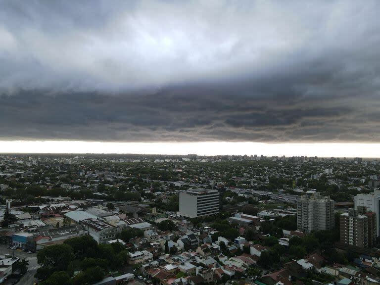 Las tormentas y lluvias comenzaron el lunes y no dieron tregua