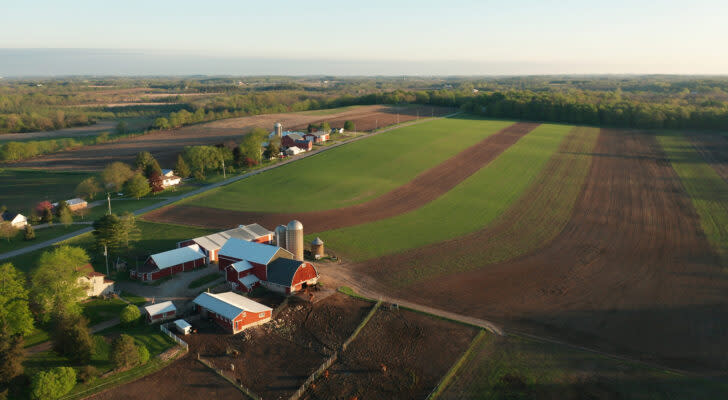 a photo of vast farmland