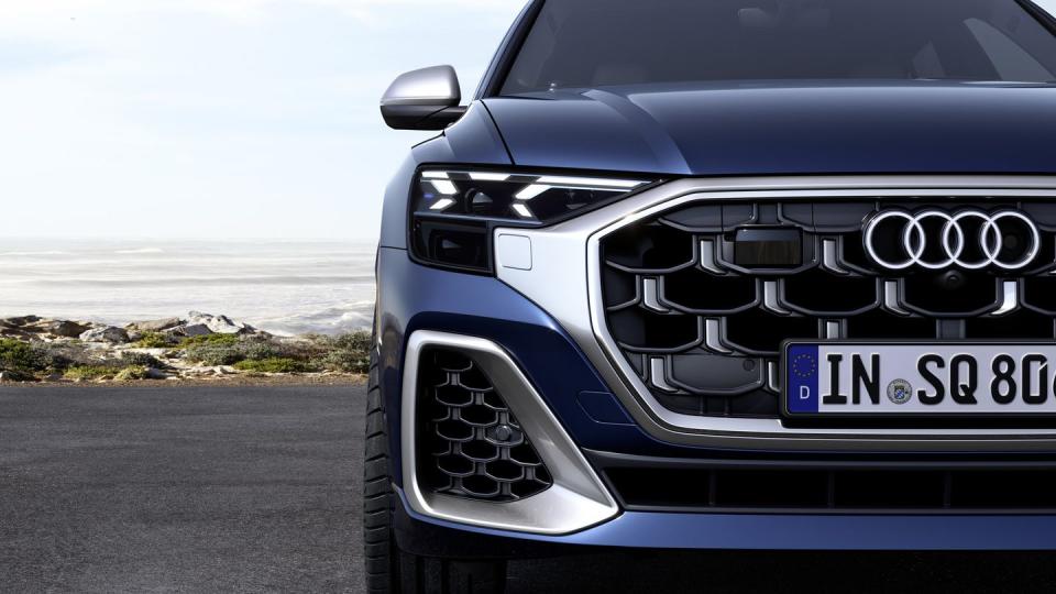 2024 audi sq8