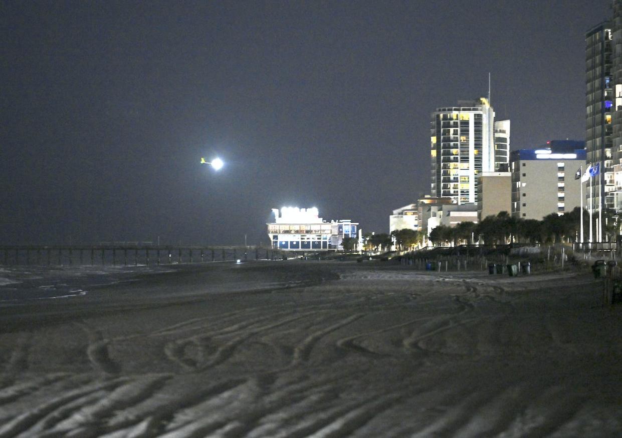 The Chinese spy balloon flies over Myrtle Beach, S.C., on Feb. 4, 2023. <a href="https://media.gettyimages.com/id/1246809673/photo/us-has-shot-down-chinese-spy-balloon.jpg?s=1024x1024&w=gi&k=20&c=4ssDJ2P2wGdpQeIZn1s4Py_QM1Bnb50XyZJXDVm0AEY=" rel="nofollow noopener" target="_blank" data-ylk="slk:Peter Zay/Anadolu Agency via Getty Images;elm:context_link;itc:0;sec:content-canvas" class="link ">Peter Zay/Anadolu Agency via Getty Images</a>
