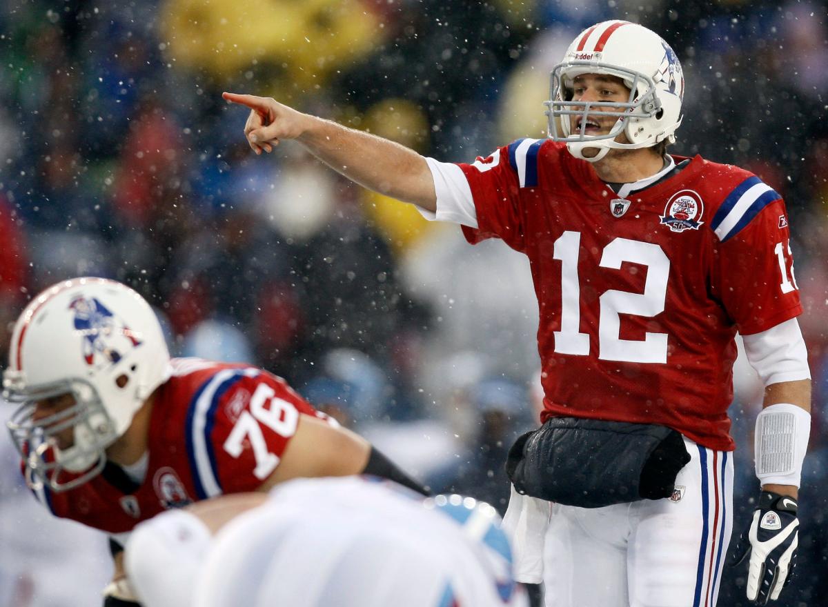 New England Patriots' throwback red uniforms making comeback in