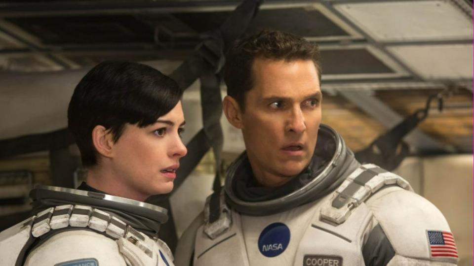 馬修麥康納（Matthew McConaughey）、安海瑟薇（Anne Hathaway）主演的《星際效應》。（圖／翻攝自IMDB）