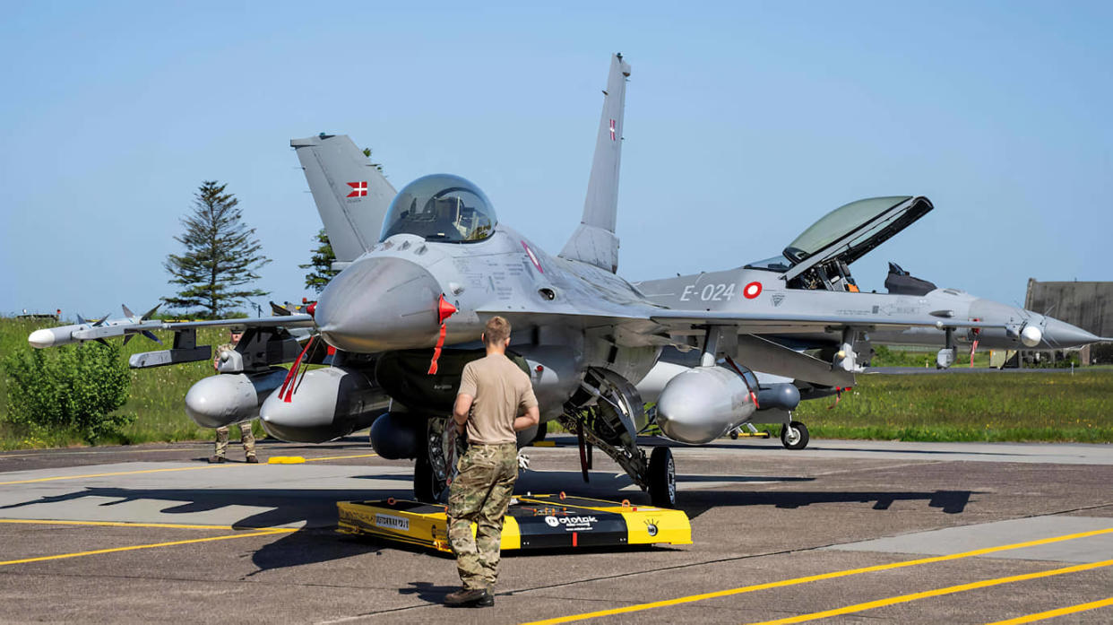 F-16 fighter. Stock photo: Getty Images