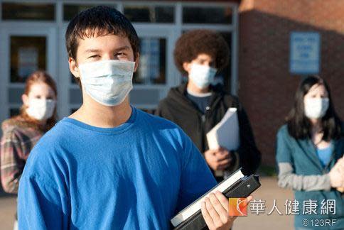 台灣每年都有發生不少起肺結核群聚感染案例，使得防治工作仍有許多努力空間。
