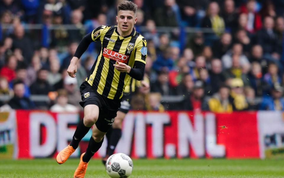 Mason Mount in action for Vitesse - GETTY IMAGES