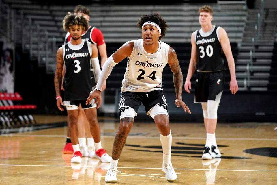 Cincinnati Bearcats guard Jeremiah Davenport participates in drills during practice, Monday, Oct. 4, 2021, at Fifth Third Arena in Cincinnati. 