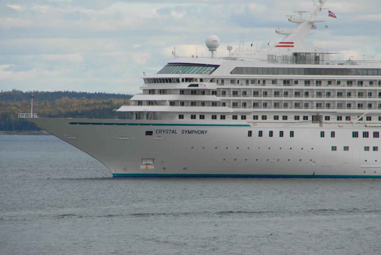 Das Kreuzfahrtschiff Crystal Symphony hängt bis auf Weiteres auf den Bahamas fest - es geht um Spritrechnungen in Millionenhöhe (Bild: Peter Bischoff/Getty Images)