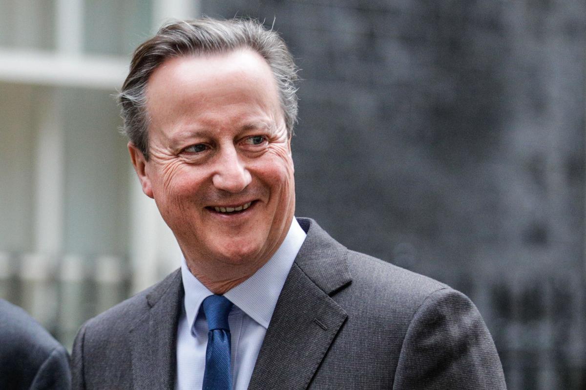 How happy are you that David Cameron is back? Here's what Yahoo readers ...