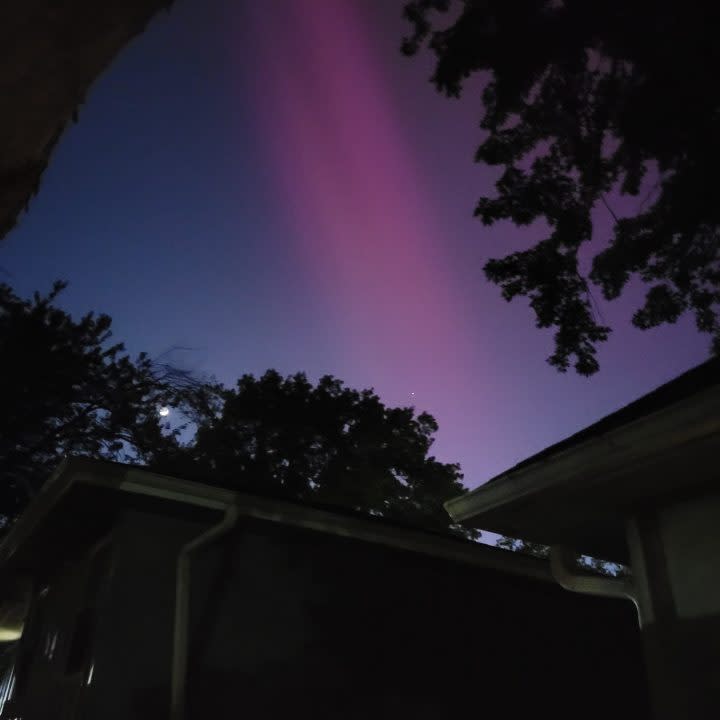 View of the northern lights from Independence, Missouri. Courtesy: Breanne Taula
