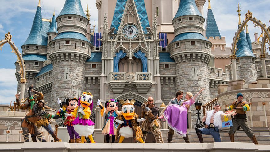 Para viajar a Disney en febrero, una familia gastaría unos $13,6 millones