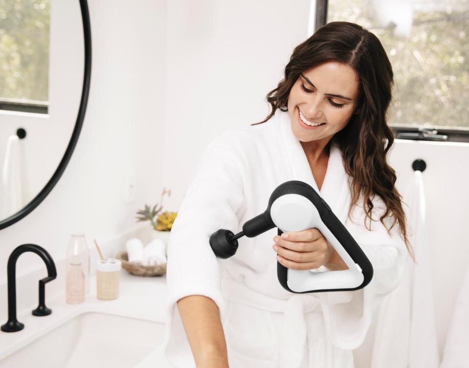 Get pain relief fast with this high-tech massager. (Photo: Theragun)