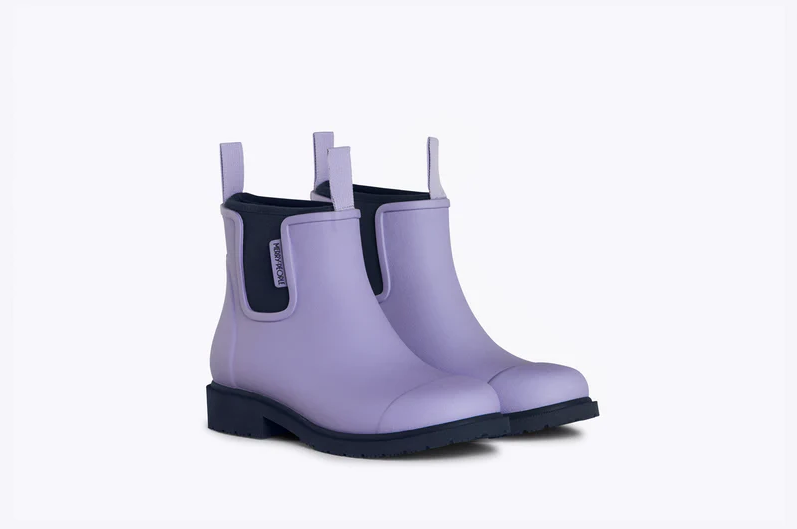 <p><a href="https://go.redirectingat.com?id=74968X1596630&url=https%3A%2F%2Fus.merrypeople.com%2Fproducts%2Fbobbi-rain-boot-lavender-navy&sref=https%3A%2F%2Fwww.goodhousekeeping.com%2Fclothing%2Fg29091176%2Fbest-rain-boots%2F" rel="nofollow noopener" target="_blank" data-ylk="slk:Shop Now;elm:context_link;itc:0;sec:content-canvas" class="link ">Shop Now</a></p><p>Bobbi Rain Boot</p><p>merrypeople.com</p><p>$129.95</p><span class="copyright">Merry People</span>