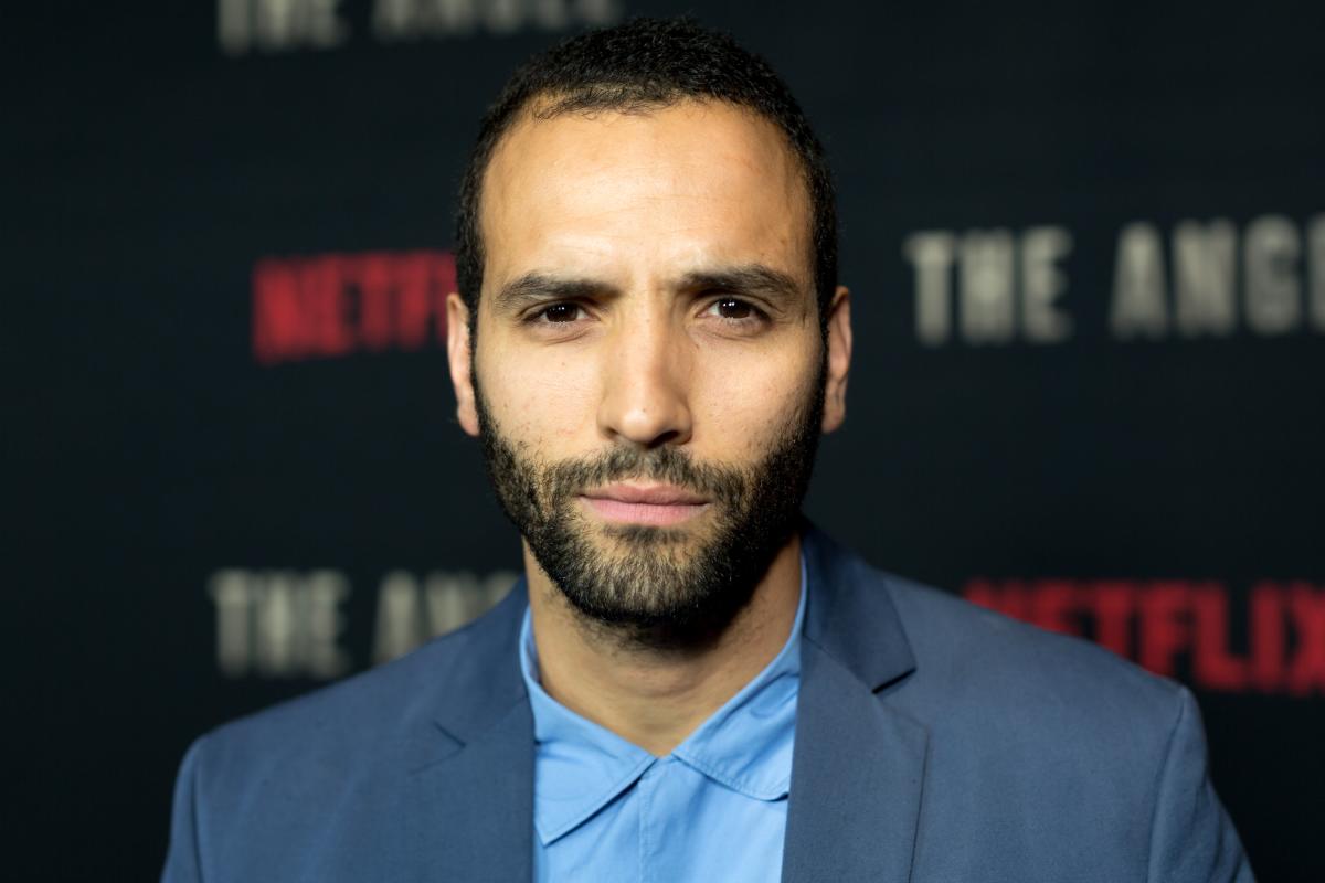 Aladdin': First Look At Marwan Kenzari's Live-Action Jafar - Heroic  Hollywood