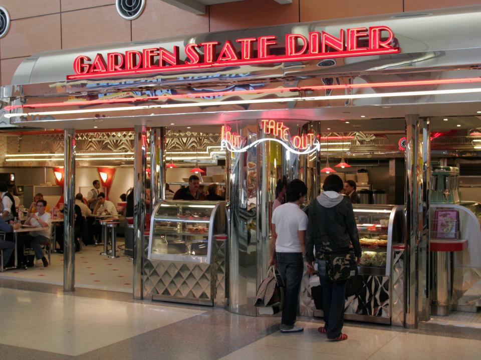 new jersey garden state diner in newark airport