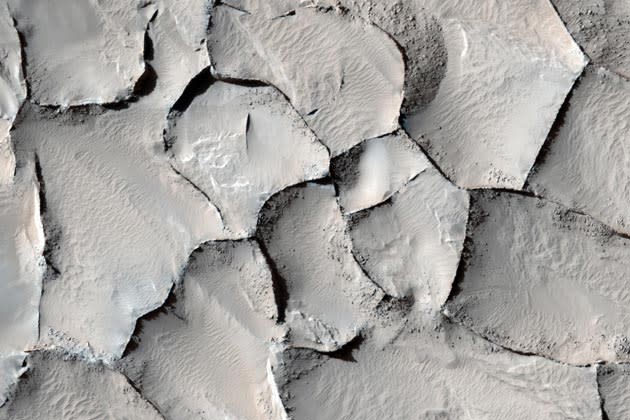 Polygonal Ridge in Gordii Dorsum Region, Mars