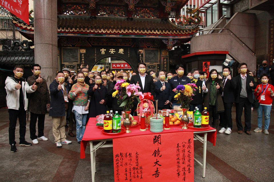 大愛劇場《搜尋者》（暫定名），22日上午10點於基隆市區百年廟宇「慶安宮」，舉行開鏡。