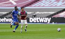 Premier League - West Ham United v Leicester City