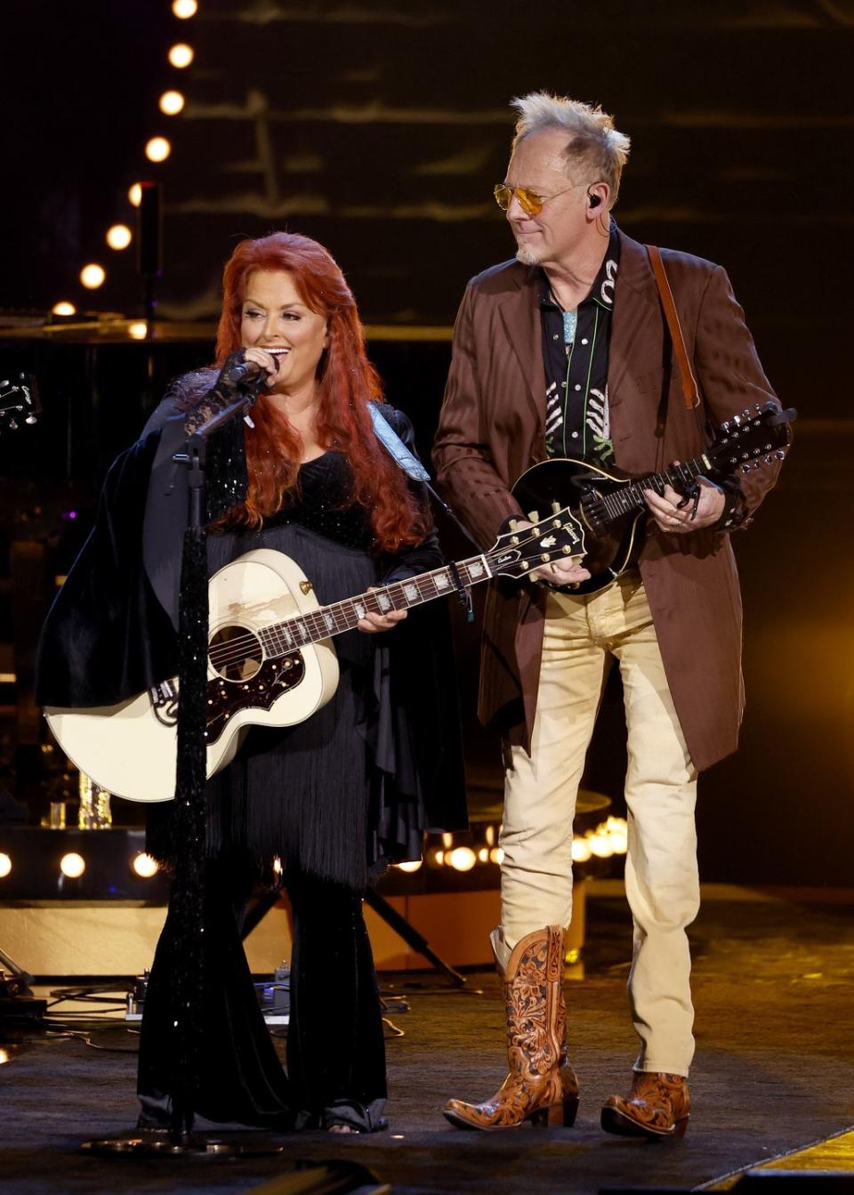 cmt the judds love is alive the final concert featuring wynonna show inside