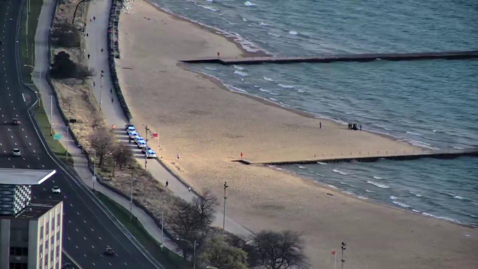 <div>A FOX 32 traffic cam captured a large police presence near North Avenue Beach on Tuesday morning.</div>