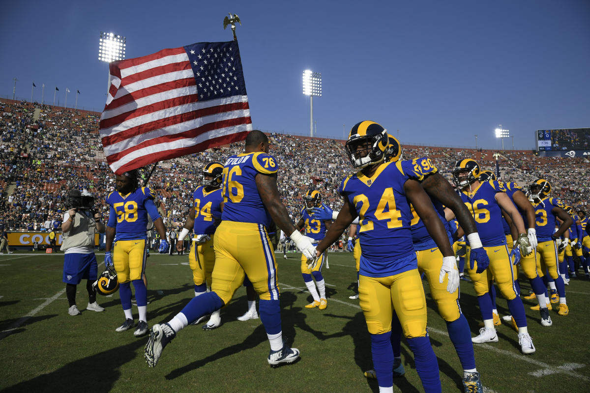 Monday Night Lights. - Los Angeles Rams